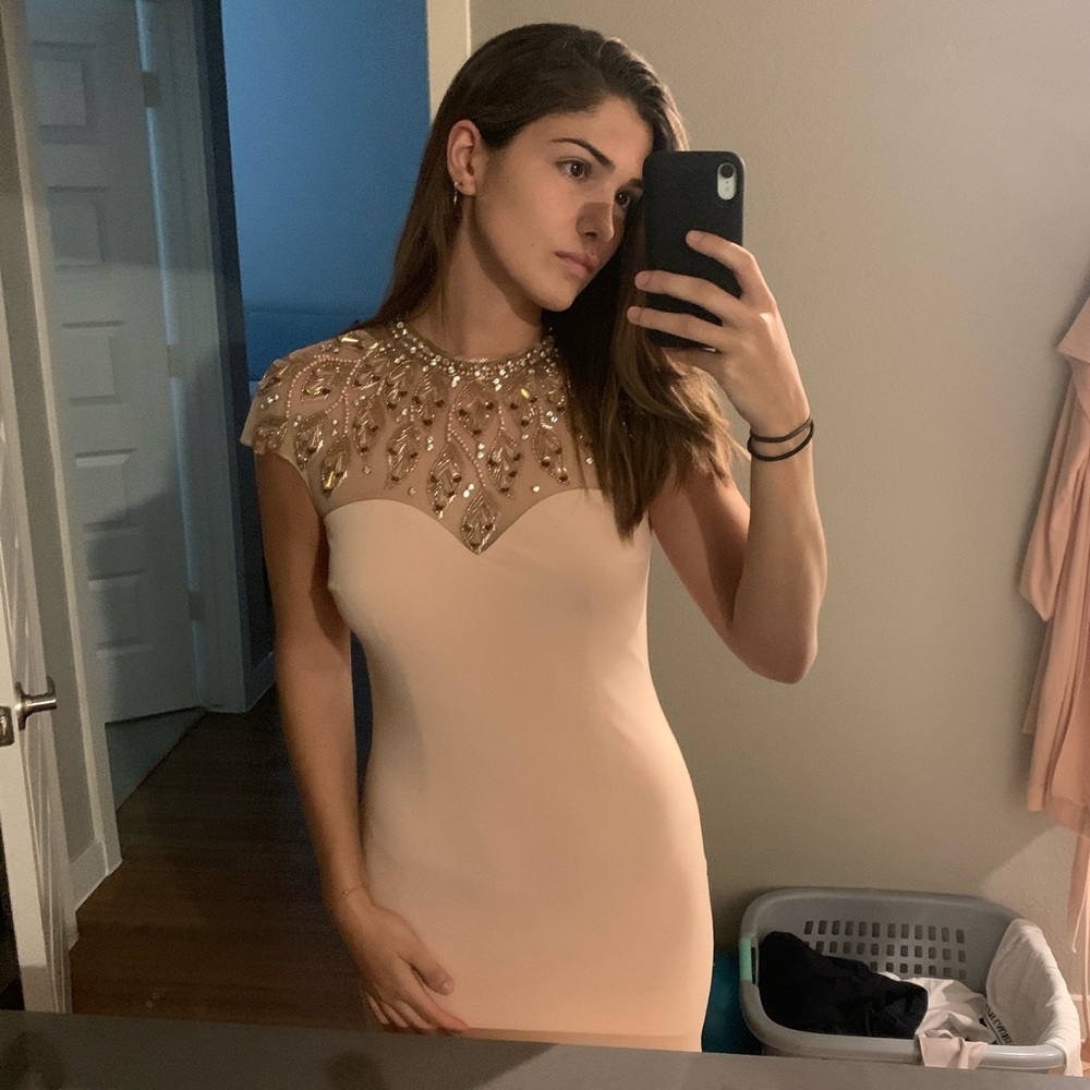 Evening gown / dress